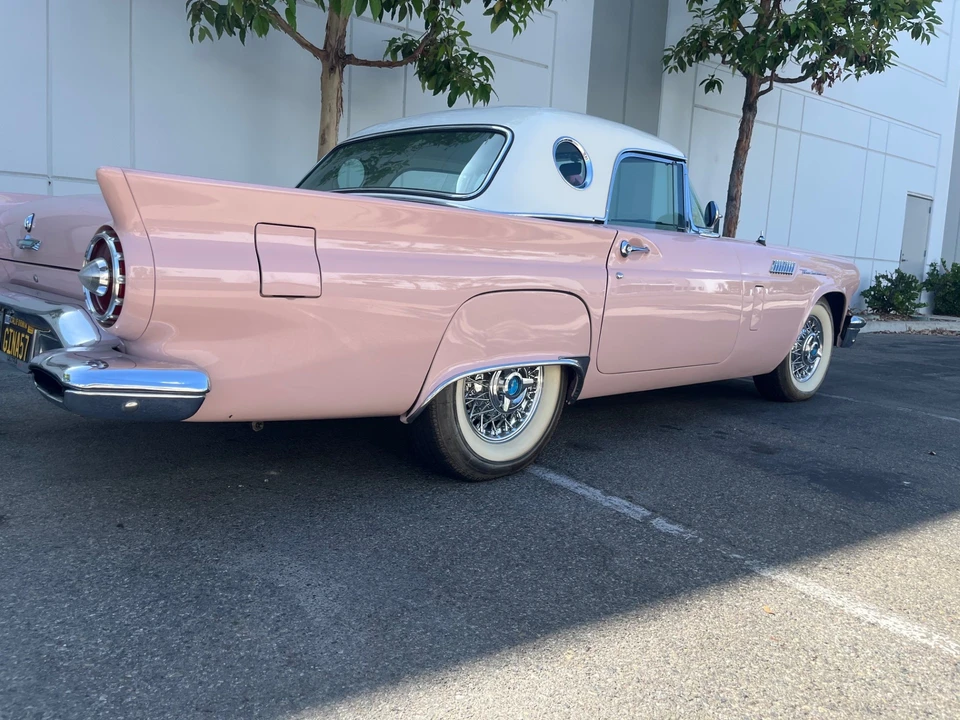 1957 Ford Thunderbird 1st Gen - Image 18 of 31