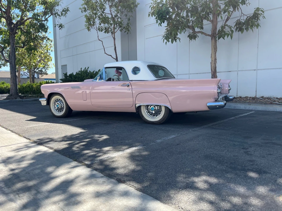 1957 Ford Thunderbird 1st Gen - Image 10 of 31