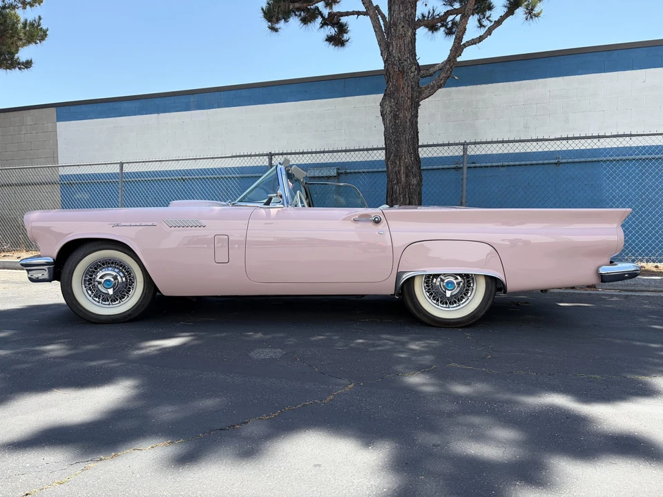 1957 Ford Thunderbird 1st Gen - Image 3 of 31