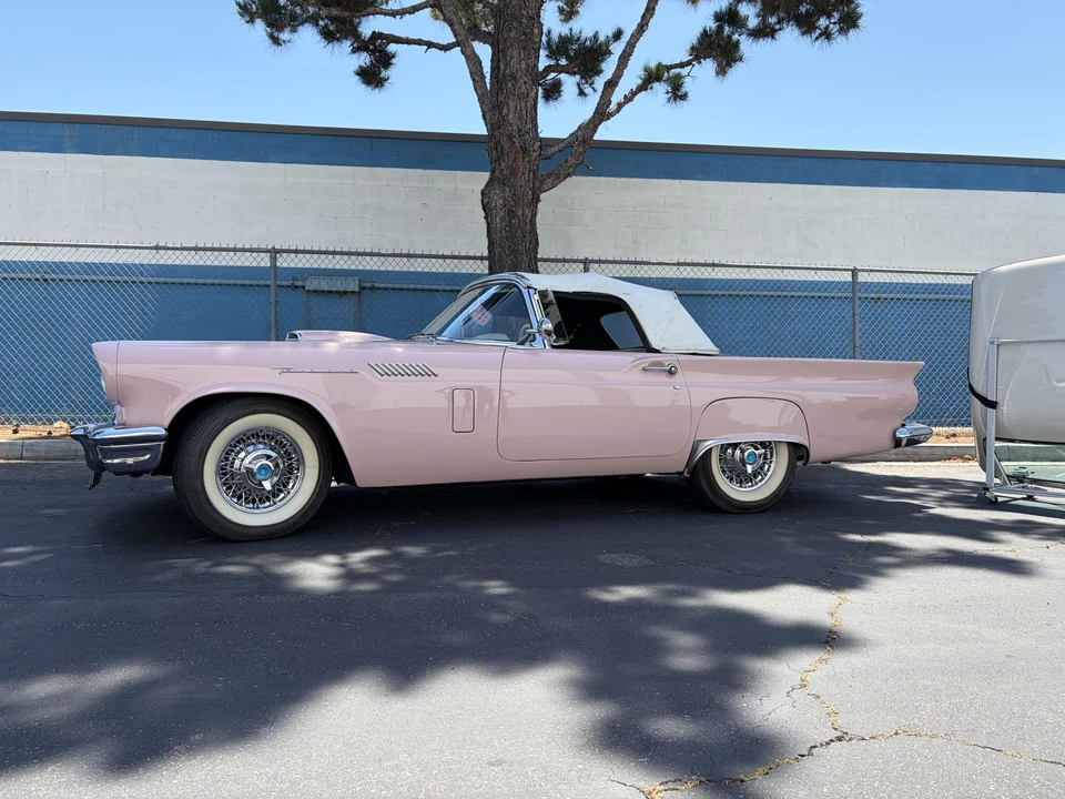 1957 Ford Thunderbird 1st Gen - Image 9 of 31
