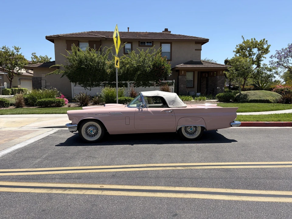1957 Ford Thunderbird 1st Gen - Image 8 of 31