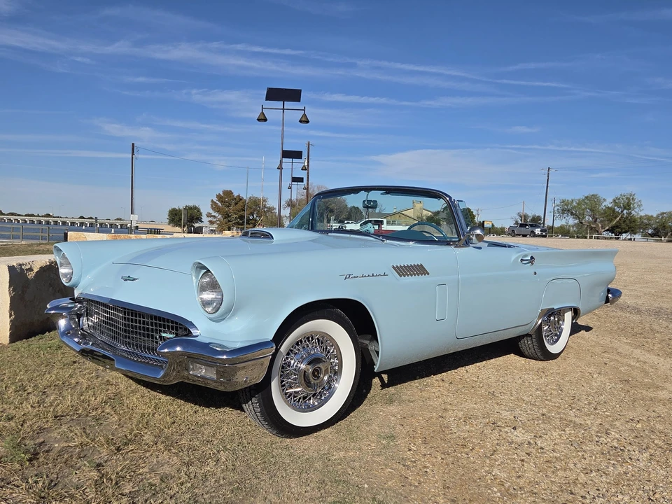 1957 Ford Thunderbird 1st Gen - Image 6 of 31