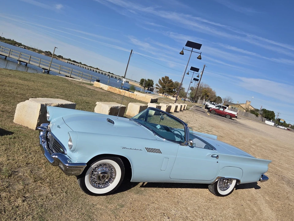 1957 Ford Thunderbird 1st Gen - Image 9 of 31