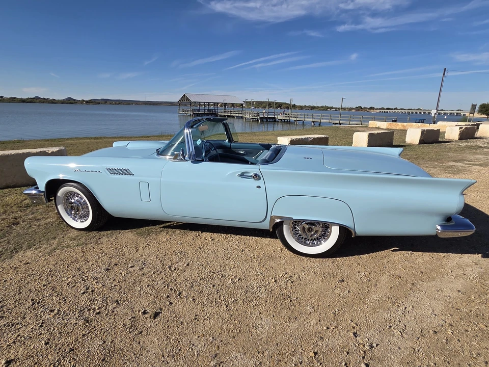 1957 Ford Thunderbird 1st Gen - Image 13 of 31