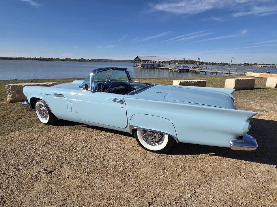 1957 Ford Thunderbird 1st Gen - Image 14 of 31
