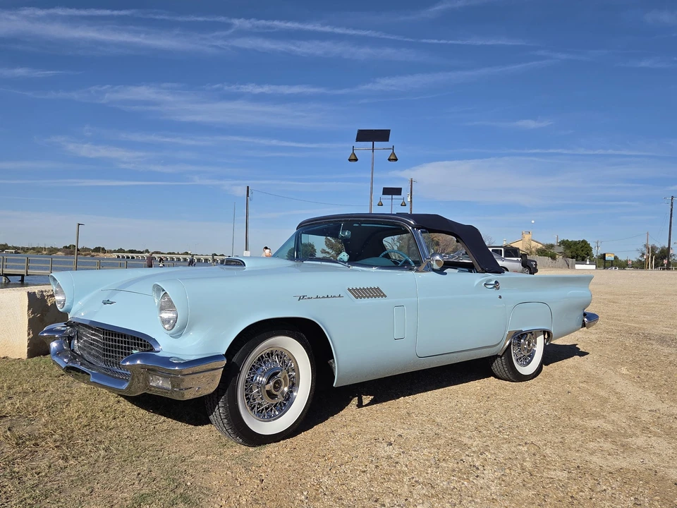 1957 Ford Thunderbird 1st Gen - Image 31 of 31