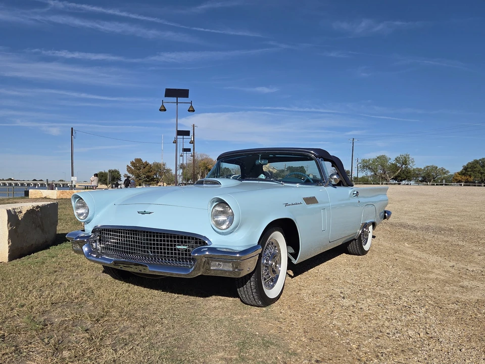 1957 Ford Thunderbird 1st Gen - Image 30 of 31