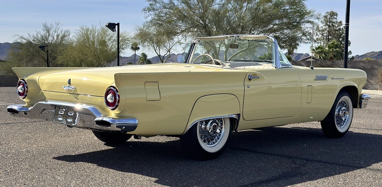 1957 Ford Thunderbird 1st Gen - Image 10 of 31