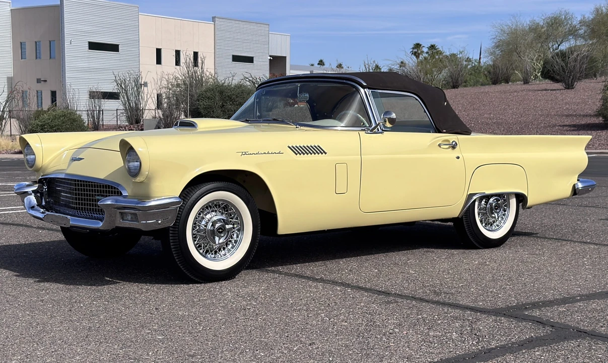 1957 Ford Thunderbird 1st Gen - Image 15 of 31