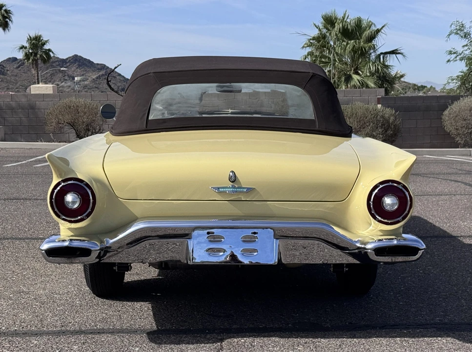 1957 Ford Thunderbird 1st Gen - Image 23 of 31