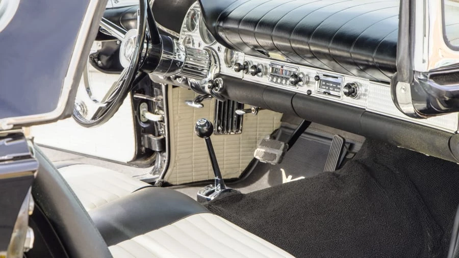 1957 Ford Thunderbird 1st Gen - Image 5 of 12