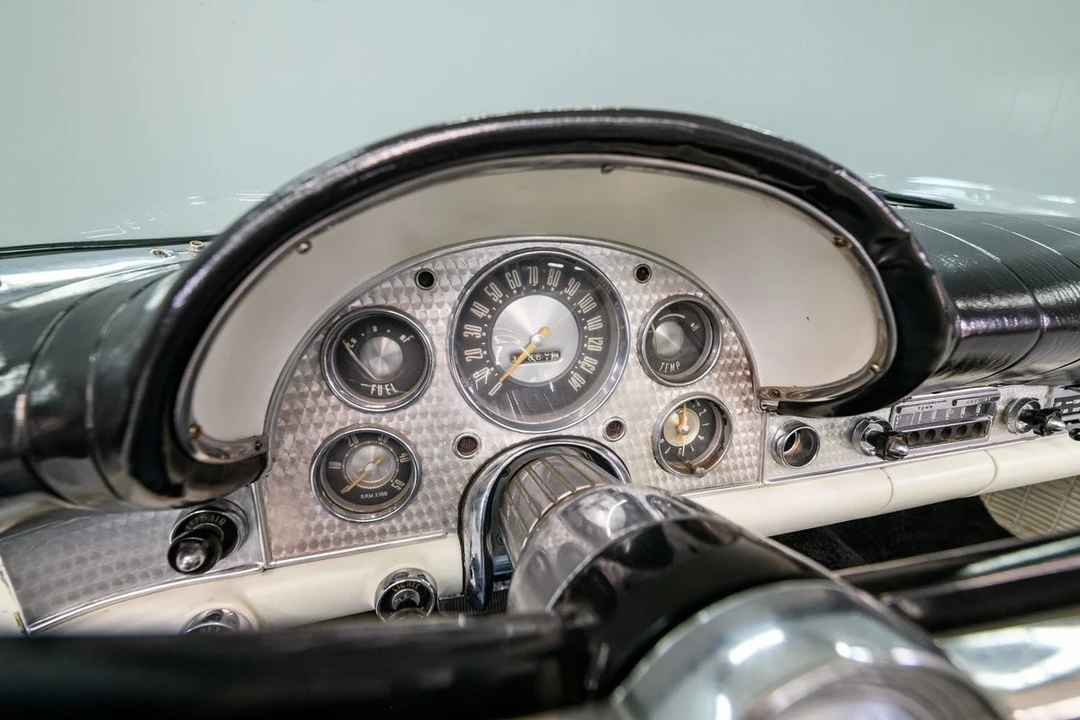 1957 Ford Thunderbird 1st Gen - Image 15 of 31