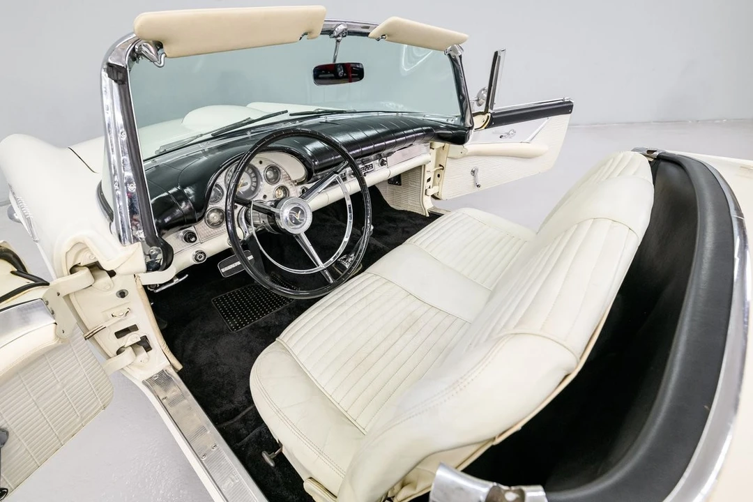 1957 Ford Thunderbird 1st Gen - Image 22 of 31