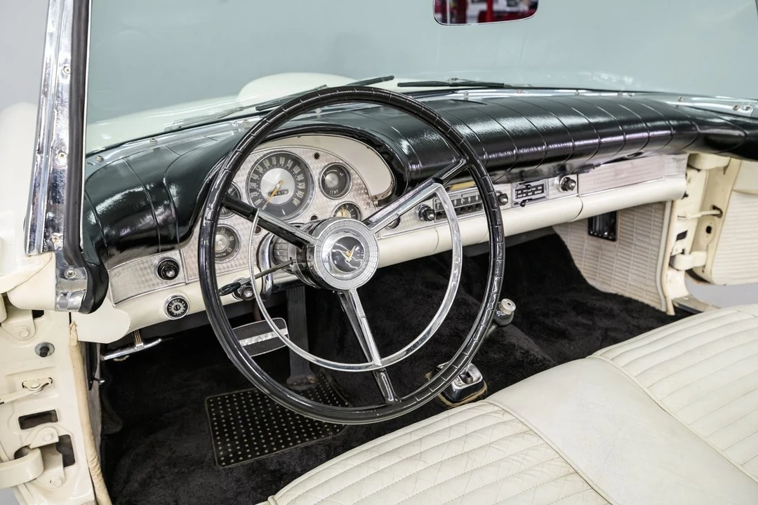 1957 Ford Thunderbird 1st Gen - Image 18 of 31