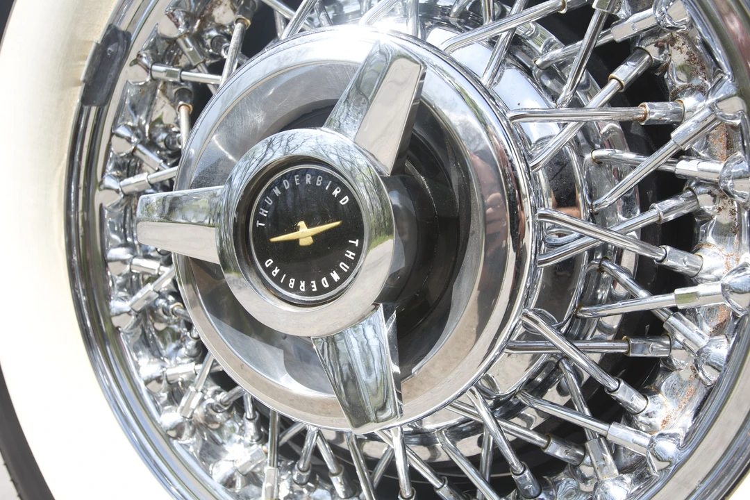 1957 Ford Thunderbird 1st Gen - Image 21 of 25