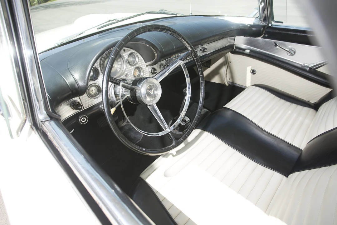1957 Ford Thunderbird 1st Gen - Image 18 of 25