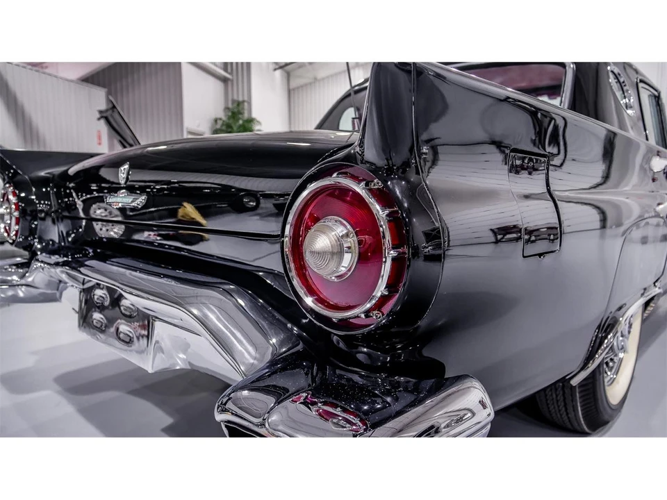 1957 Ford Thunderbird 1st Gen - Image 13 of 31