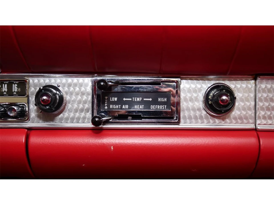 1957 Ford Thunderbird 1st Gen - Image 27 of 31
