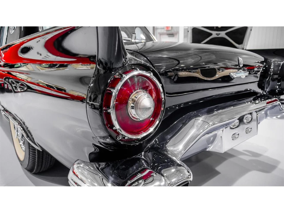 1957 Ford Thunderbird 1st Gen - Image 14 of 31