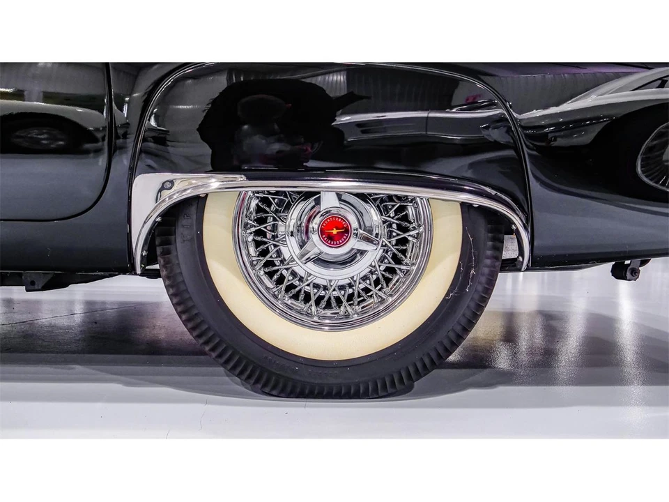 1957 Ford Thunderbird 1st Gen - Image 10 of 31