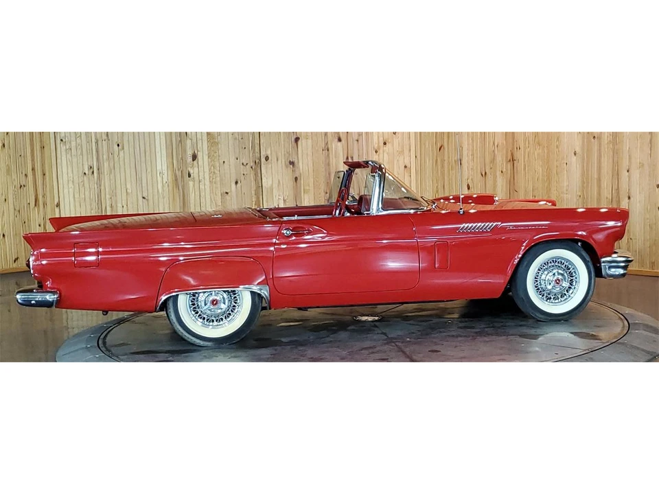 1957 Ford Thunderbird 1st Gen - Image 26 of 31