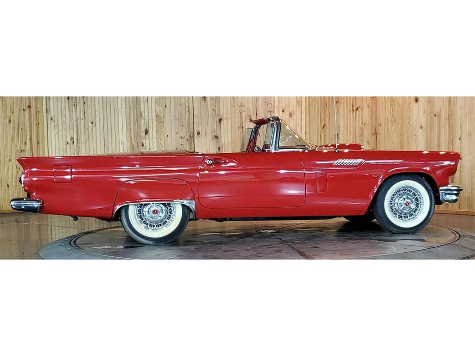 1957 Ford Thunderbird 1st Gen - Image 27 of 31