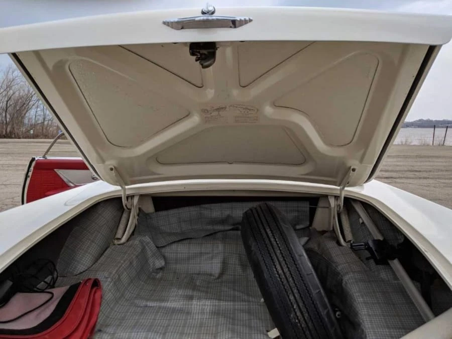 1957 Ford Thunderbird 1st Gen - Image 16 of 17