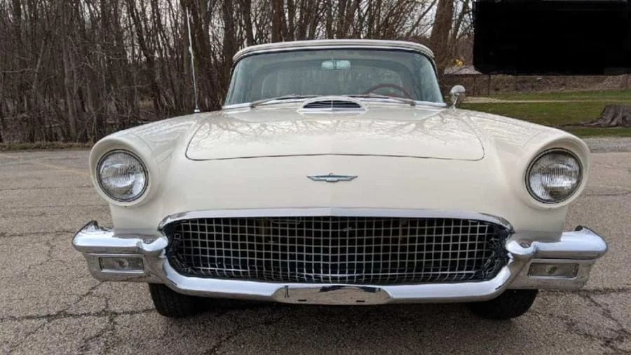 1957 Ford Thunderbird 1st Gen - Image 4 of 17
