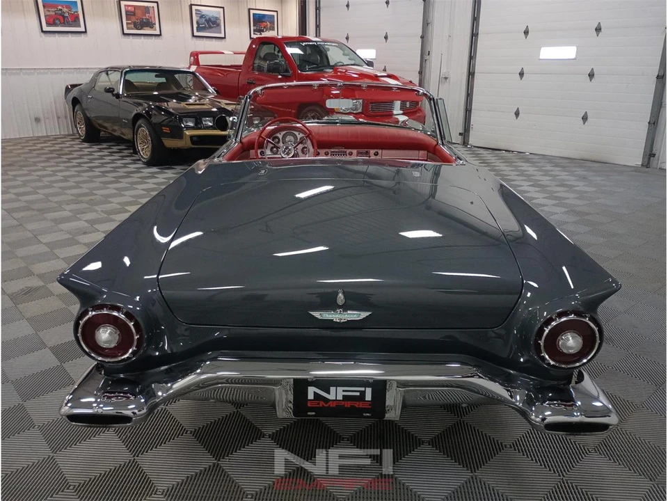 1957 Ford Thunderbird 1st Gen - Image 16 of 31
