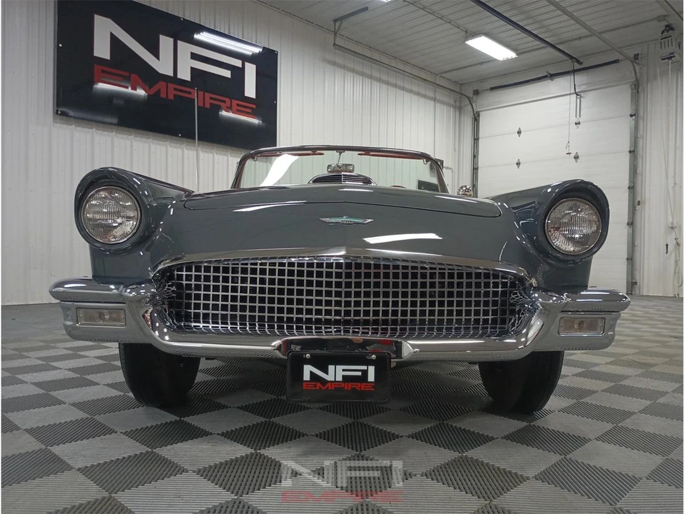 1957 Ford Thunderbird 1st Gen - Image 22 of 31