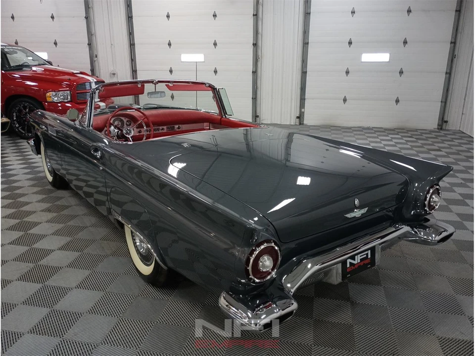 1957 Ford Thunderbird 1st Gen - Image 18 of 31