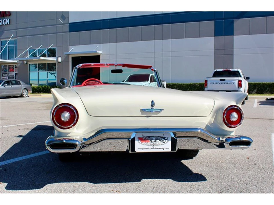 1957 Ford Thunderbird 1st Gen - Image 14 of 31