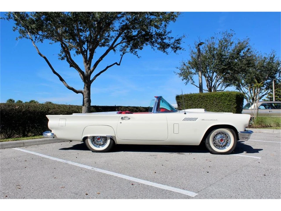 1957 Ford Thunderbird 1st Gen - Image 2 of 31
