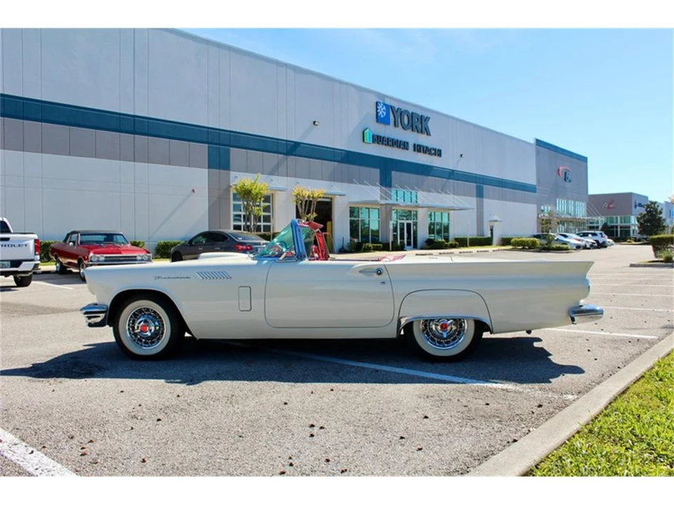 1957 Ford Thunderbird 1st Gen - Image 10 of 31