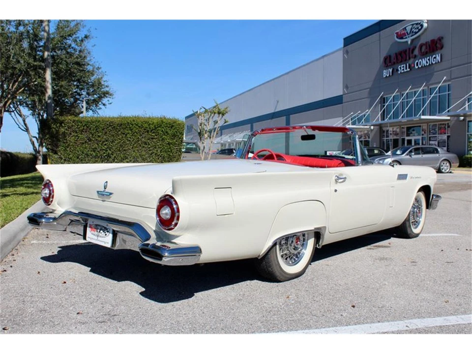 1957 Ford Thunderbird 1st Gen - Image 16 of 31