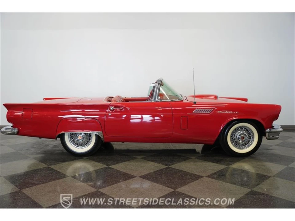 1957 Ford Thunderbird 1st Gen - Image 15 of 31