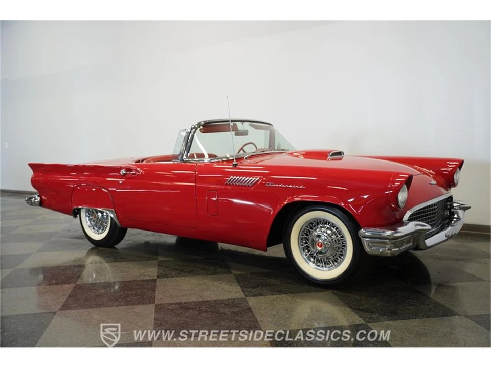 1957 Ford Thunderbird 1st Gen - Image 16 of 31
