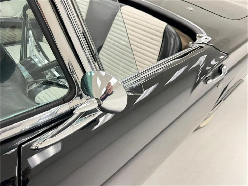 1957 Ford Thunderbird 1st Gen - Image 18 of 31
