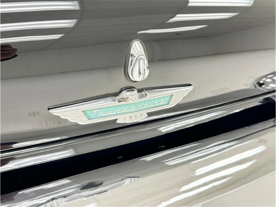 1957 Ford Thunderbird 1st Gen - Image 24 of 31