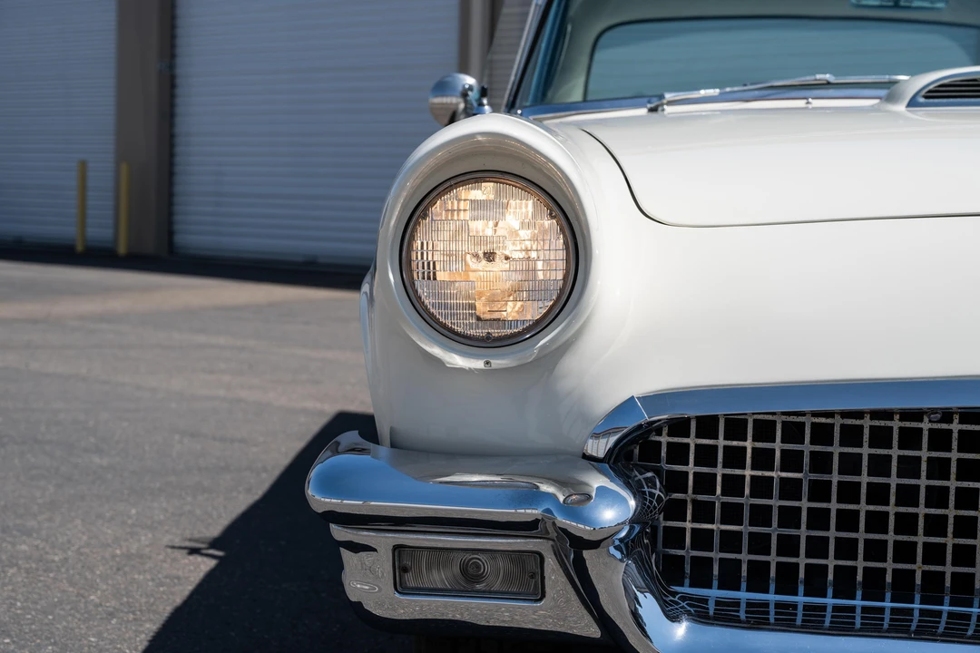 1957 Ford Thunderbird 1st Gen - Image 28 of 31