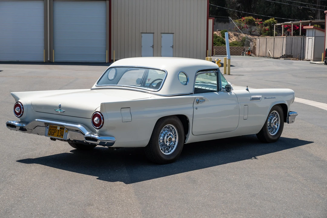 1957 Ford Thunderbird 1st Gen - Image 19 of 31