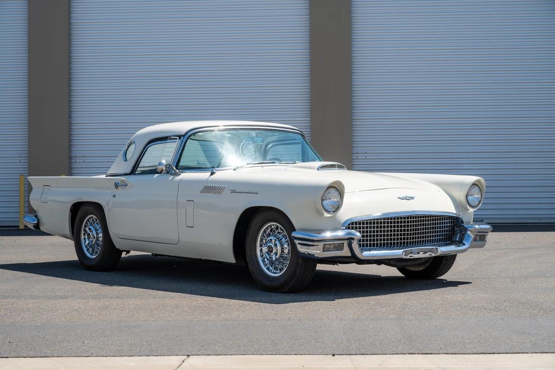 1957 Ford Thunderbird 1st Gen - Image 23 of 31
