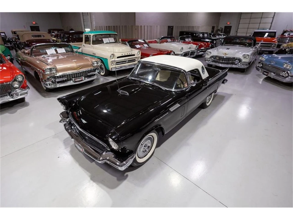 1957 Ford Thunderbird 1st Gen - Image 10 of 31
