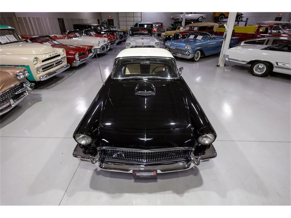 1957 Ford Thunderbird 1st Gen - Image 11 of 31