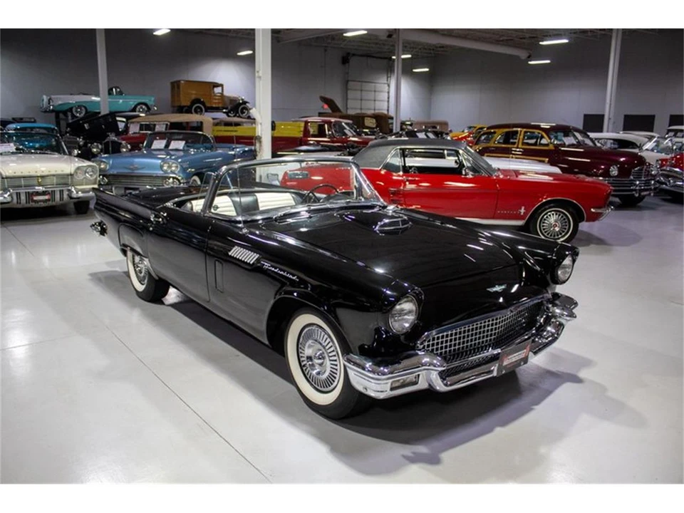 1957 Ford Thunderbird 1st Gen - Image 20 of 31