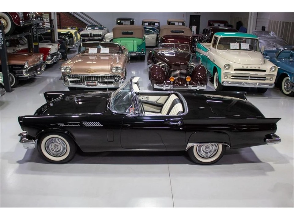 1957 Ford Thunderbird 1st Gen - Image 9 of 31