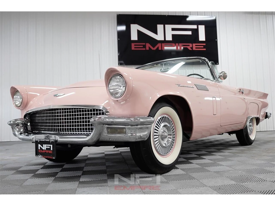 1957 Ford Thunderbird 1st Gen - Image 22 of 31