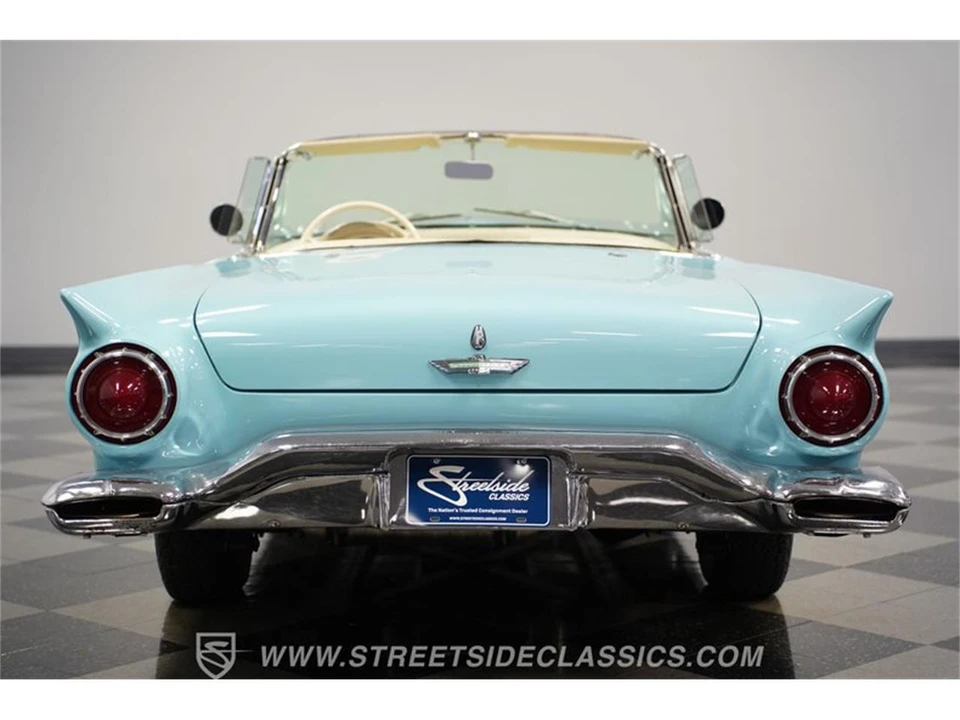 1957 Ford Thunderbird 1st Gen - Image 24 of 31