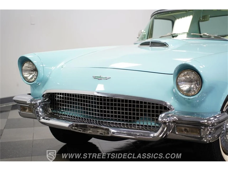 1957 Ford Thunderbird 1st Gen - Image 18 of 31