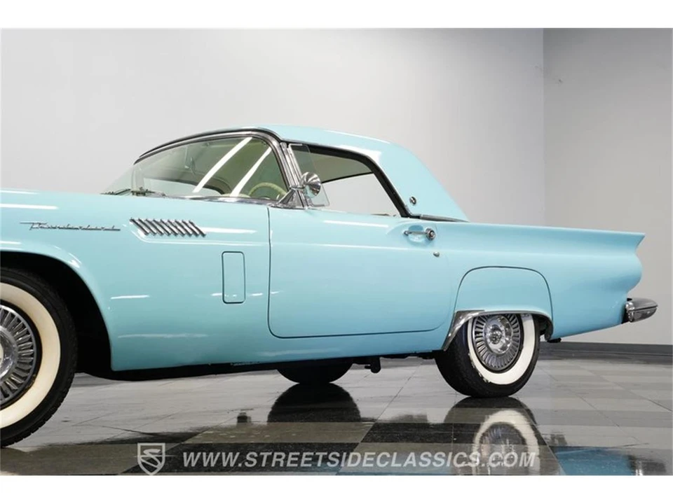 1957 Ford Thunderbird 1st Gen - Image 21 of 31